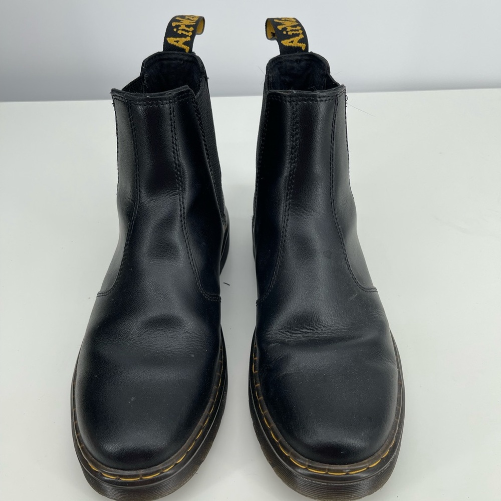 ⭐️Dr. Martens Black Chelsea Smooth Leather Boots